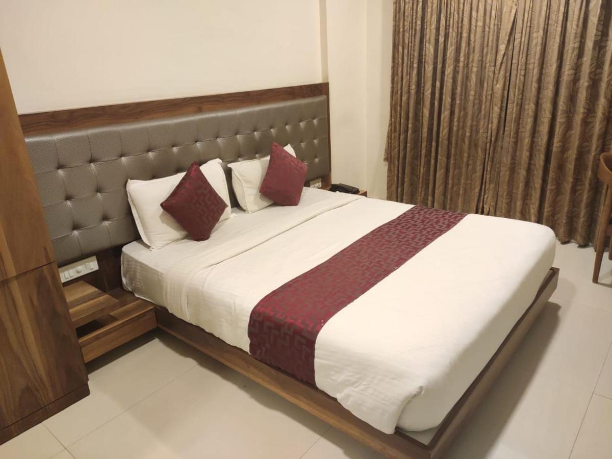 Hotel Powai Comfort มุมไบ ภายนอก รูปภาพ
