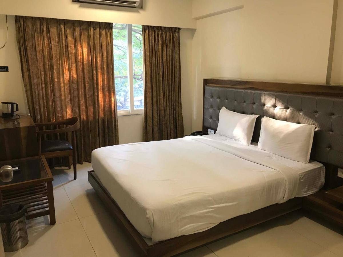 Hotel Powai Comfort มุมไบ ภายนอก รูปภาพ